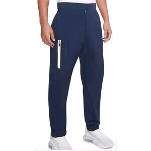Nike Men's Sportswear Style Essentials Utility Cargo Navy Pant Size 32 NWT $85